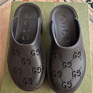 Gucci crocs